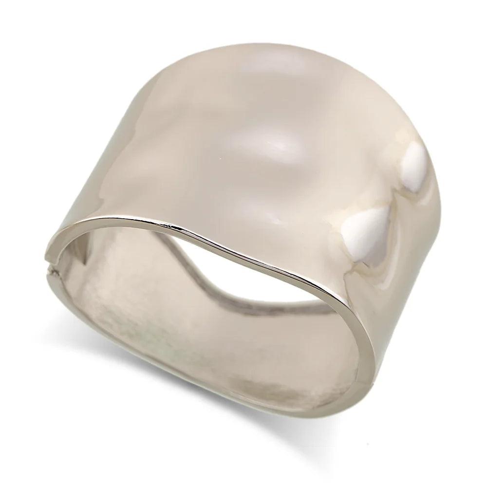 RAYNA™ – Chic Asymmetric Statement Bangle